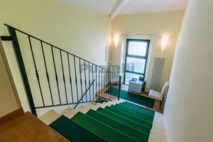 L’Agenzia Immobiliare Puzielli propone esclusivo appartamento su due pia (18)