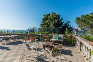 L’Agenzia Immobiliare Puzielli propone villa con parco in vendita vicino Ascoli Piceno nelle Marche (26)