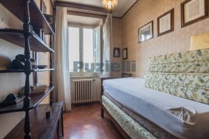 L’Agenzia Immobiliare Puzielli, propone casa con terrazzo in vendita nel centro storico di Fermo (14)
