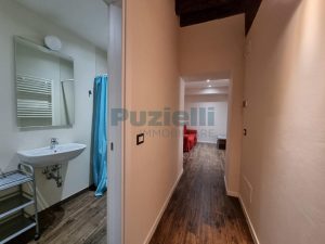 L’Agenzia Immobiliare Puzielli propone appartamento ristrutturato nel centro storico di Fermo (34)