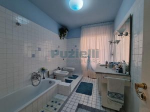 L’Agenzia Immobiliare Puzielli propone appartamento con giardino privato a Grottazzoli (37)