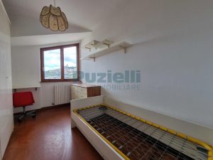 L’Agenzia Immobiliare Puzielli propone mansarda con terrazzo e garage in vendita a Fermo (10)
