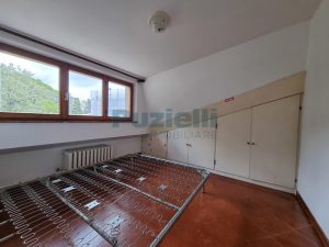 L’Agenzia Immobiliare Puzielli propone mansarda con terrazzo e garage in vendita a Fermo (12)