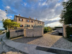 Esclusivo appartamento con vista panoramica a Porto San Giorgio