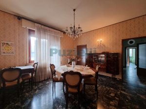 L'agenzia Immobiliare Puzielli propone casa singola con giardino in vendita a Petritol (24)