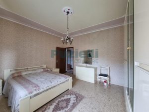 L'agenzia Immobiliare Puzielli propone casa singola con giardino in vendita a Petritol (43)