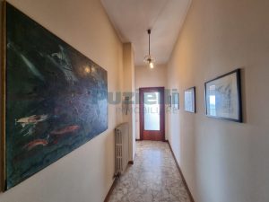 L’Agenzia Immobiliare Puzielli propone appartamento con terrazzo panoramico in vendita a Fermo (1)