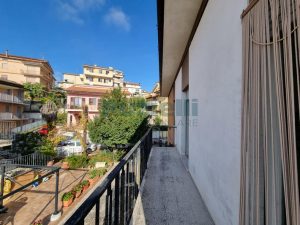 L’Agenzia Immobiliare Puzielli propone appartamento con terrazzo panoramico in vendita a Fermo (5)