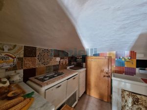 L’Agenzia Immobiliare Puzielli propone appartamento con terrazzo panoramico in vendita a Fermo (57)