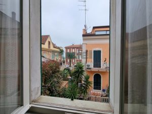 L’Agenzia Immobiliare Puzielli propone villa liberty con giardino a Porto San Giorgio (27)