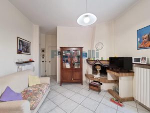 L'Agenzia Immobiliare Puzielli propone appartamento con garage in vendita a Capparuccia (10)