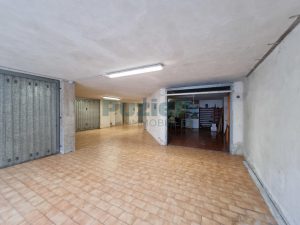 L'Agenzia Immobiliare Puzielli propone appartamento con garage in vendita a Capparuccia (54)