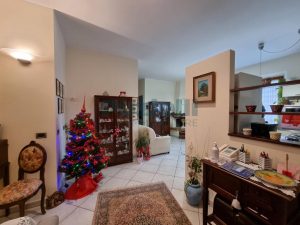 L'Agenzia Immobiliare Puzielli propone appartamento con garage in vendita a Capparuccia (8)