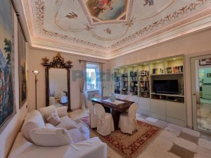 L'Agenzia Puzielli esclusivo appartamento e studio nel centro storico di Fermo (43)