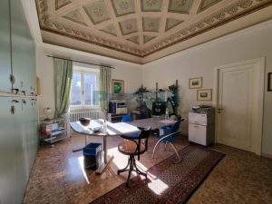 L'Agenzia Puzielli esclusivo appartamento e studio nel centro storico di Fermo (8)