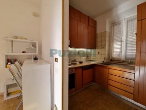 L'agenzia Immobiliare Puzielli propone appartamento con garage (24)