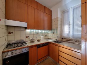 L'agenzia Immobiliare Puzielli propone appartamento con garage (25)