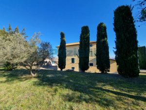 L'agenzia Immobiliare Puzielli propone villa a Faleron (18)
