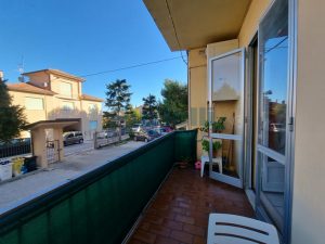 L’Agenzia Immobiliare Puzielli propone appartamento con balconi in vendita a Capodarco di Fermo (17)