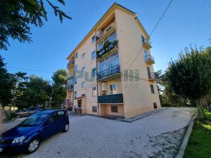 L’Agenzia Immobiliare Puzielli propone appartamento con balconi in vendita a Capodarco di Fermo (20)