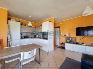 Appartamento con garage in vendita in zona Tirassegno (7)