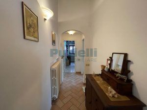 L’Agenzia Immobiliare Puzielli propone casa indipendente con garage in vendita a Ortezzano (10)
