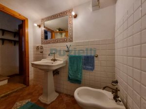 L’Agenzia Immobiliare Puzielli propone casa indipendente con terrazzo panoramico in vendita a Fermo (15)