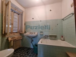L’Agenzia Immobiliare Puzielli propone casa indipendente con terrazzo panoramico in vendita a Ortezzano (10)