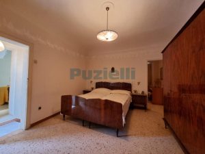 L’Agenzia Immobiliare Puzielli propone casa indipendente con terrazzo panoramico in vendita a Ortezzano (21)