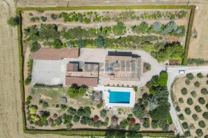 L’Agenzia Immobiliare Puzielli propone villa con pisci (53)