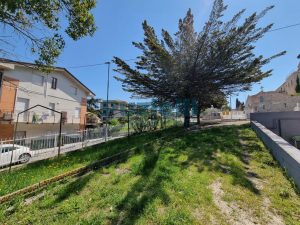 L'Agenzia Immobiliare Puzielli propone villa in vendita a Fermo (15)
