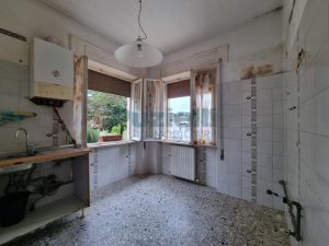L'Agenzia Immobiliare Puzielli propone villa in vendita a Fermo (51)
