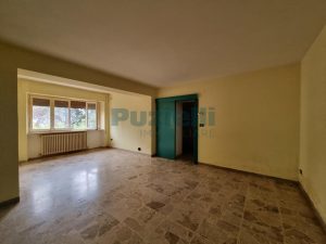 L'Agenzia Immobiliare Puzielli propone villa in vendita a Fermo (73)