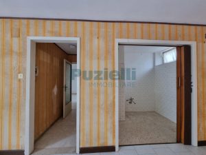 L'Agenzia Immobiliare Puzielli propone villa in vendita a Fermo (88)